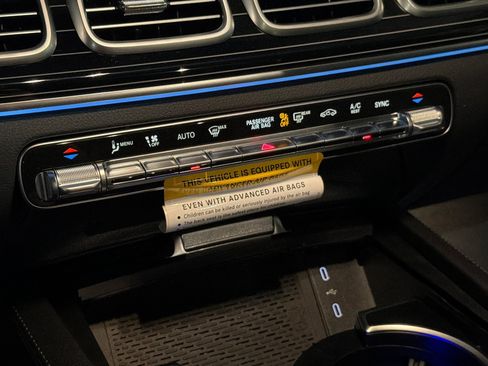 New 2026 Mercedes-Benz GLS 450 4MATIC image 21