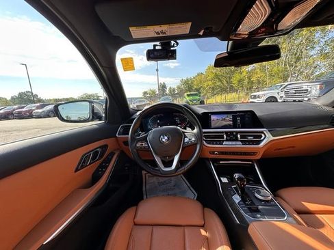 Used 2022 BMW 330i xDrive Sedan w/ Driving Assistance Package AWD/4WD image 14