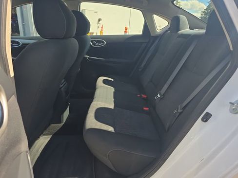 Used 2015 Nissan Sentra SV w/ Navigation Package image 15