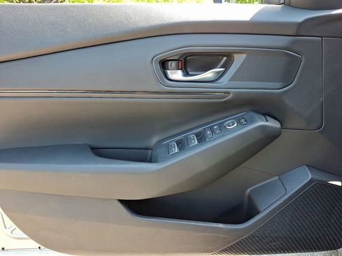Used 2023 Honda Accord EX image 12