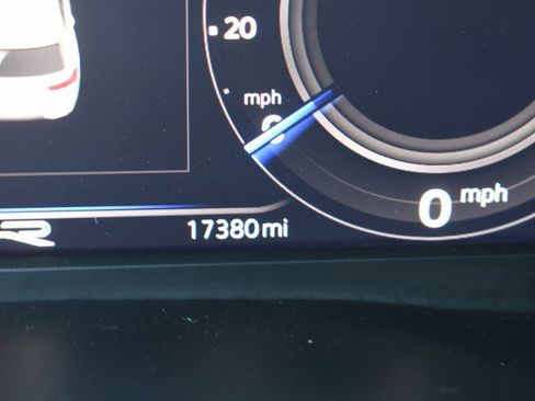 Used 2023 Volkswagen Atlas Cross Sport SEL Premium R-Line image 33