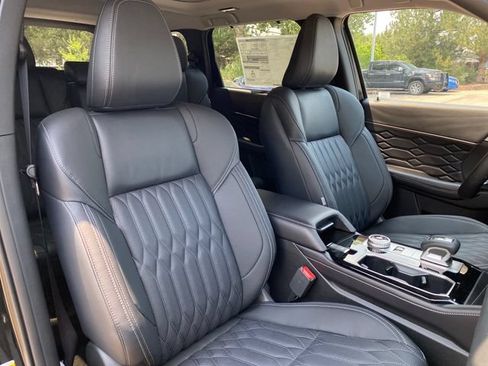 New 2026 Mitsubishi Outlander SEL AWD/4WD image 9