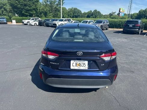 Used 2024 Toyota Corolla LE FWD image 5