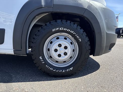 Used 2015 RAM ProMaster 3500 w/ Interior Convenience Group image 9