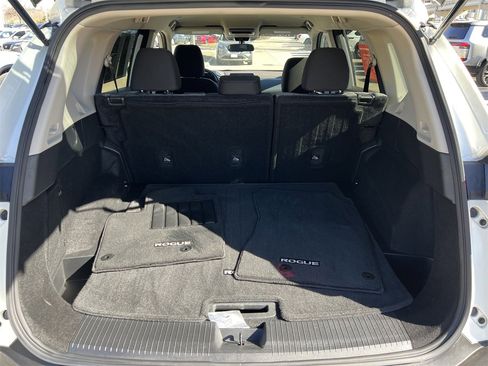 Certified 2023 Nissan Rogue SV image 26