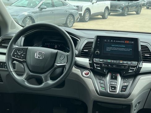 Used 2023 Honda Odyssey EX-L image 22