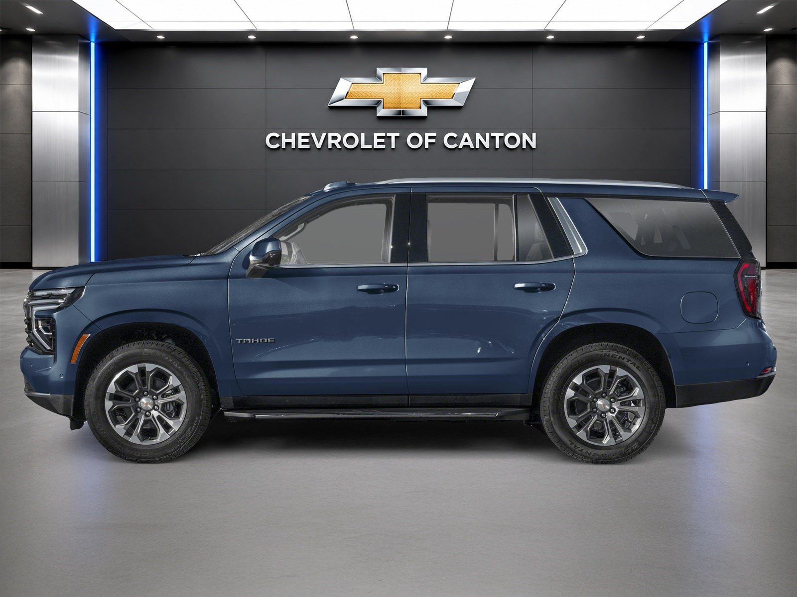 Used 2025 Chevrolet Tahoe Premier RWD image 3
