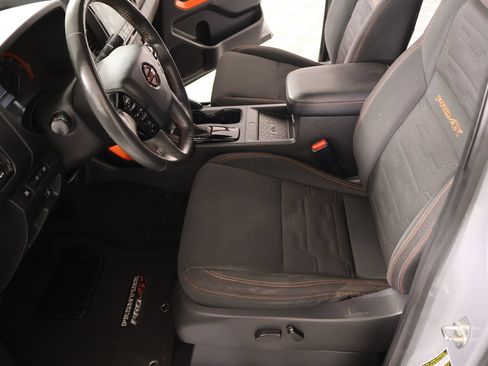 Used 2023 Nissan Frontier PRO-4X w/ Pro Convenience Package AWD/4WD image 13