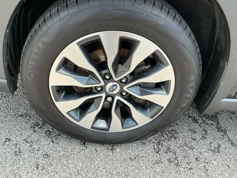 Certified 2024 Subaru Outback Touring AWD/4WD image 9