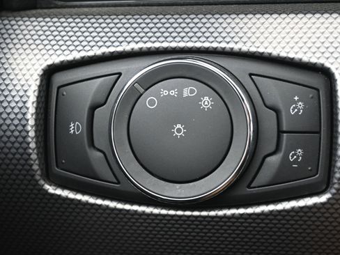 Used 2018 Ford Mustang GT image 12