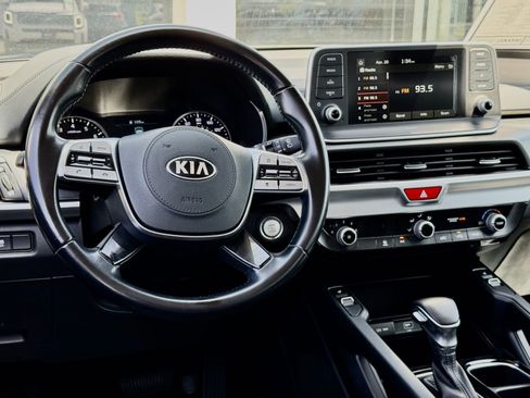 Used 2021 Kia Telluride S FWD image 40
