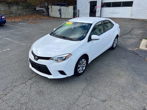 Used 2014 Toyota Corolla LE Premium image 3