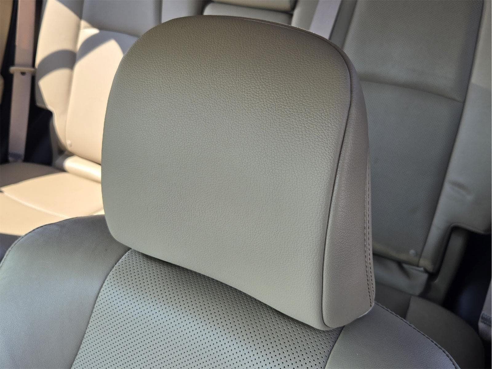 Used 2018 Toyota 4Runner Limited RWD image 22