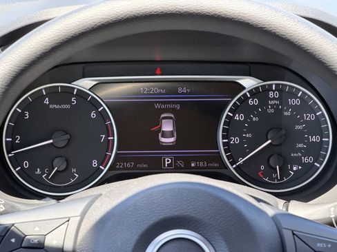 Used 2025 Nissan Sentra SV FWD image 15
