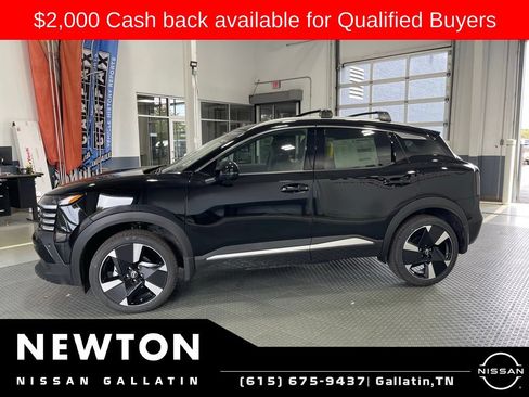 New 2026 Nissan Kicks SR w/ SR Premium Package FWD image 8