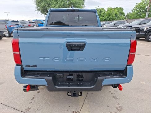 Used 2026 Toyota Tacoma TRD Off-Road w/ TRD Off Road Premium Package AWD/4WD image 5
