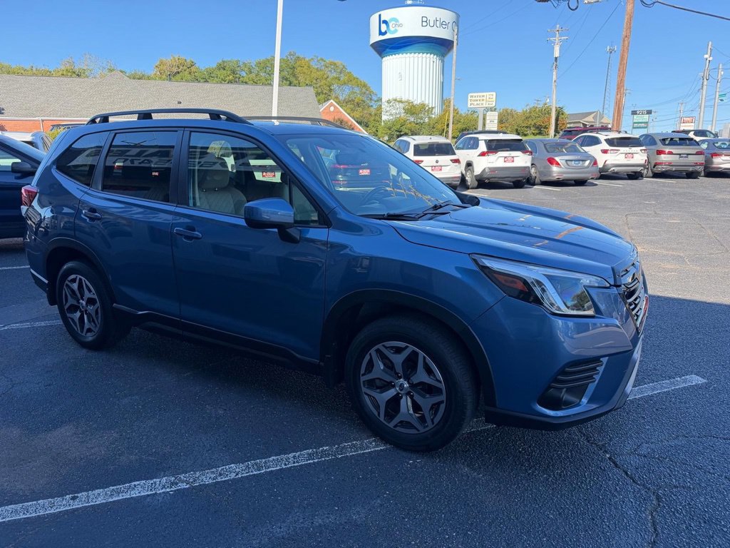 Used 2024 Subaru Forester Premium AWD/4WD image 4