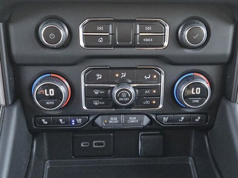 Used 2023 Chevrolet Tahoe Premier image 20