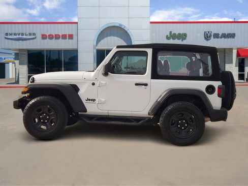 Used 2024 Jeep Wrangler Sport image 3