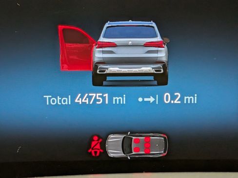 Certified 2024 BMW X5 xDrive40i w/ Premium Package image 23