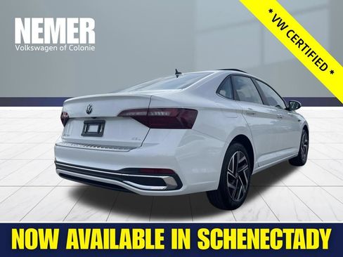 Certified 2023 Volkswagen Jetta SEL FWD image 7