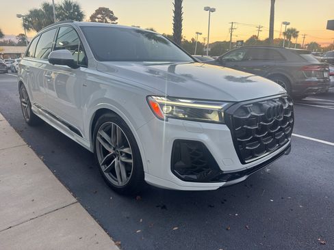 New 2026 Audi Q7 3.0T Prestige image 4