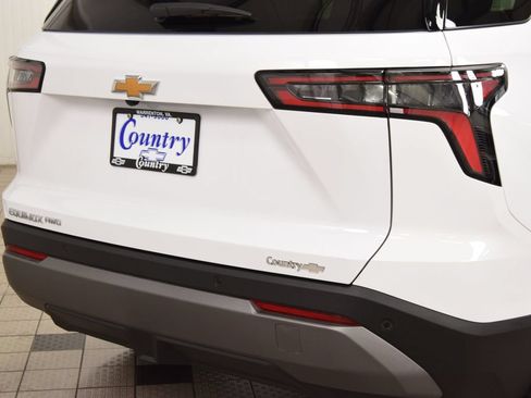 New 2027 Chevrolet Equinox LT AWD/4WD image 21