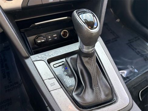 Used 2018 Hyundai Elantra SEL image 25