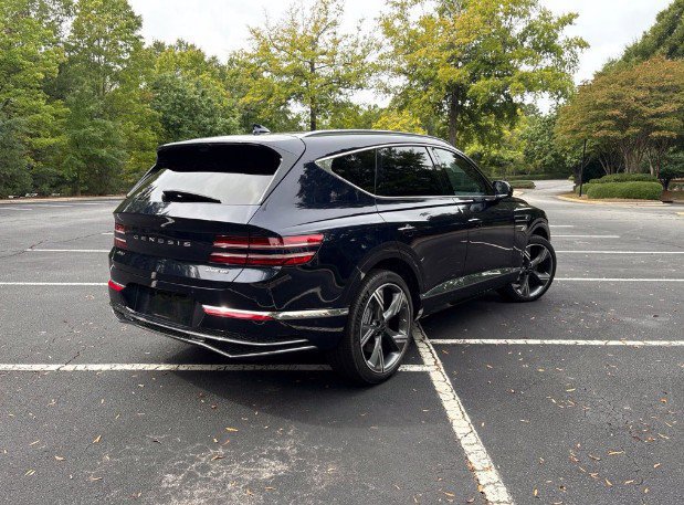 Used 2025 Genesis GV80 3.5T Prestige AWD/4WD image 3