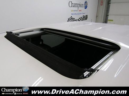 Certified 2025 GMC Sierra 1500 Denali image 5