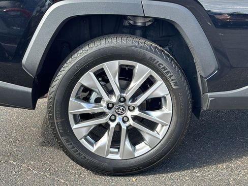 Certified 2025 Toyota RAV4 Limited image 9