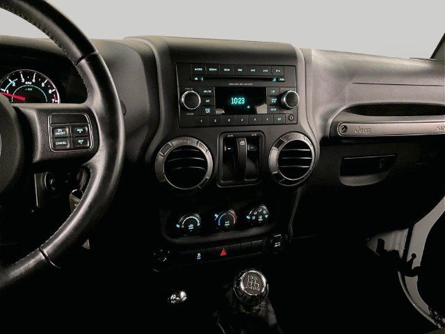 Used 2017 Jeep Wrangler Sport w/ Quick Order Package 23S AWD/4WD image 6