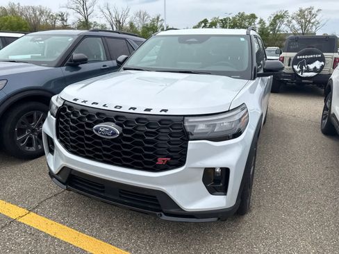 New 2026 Ford Explorer ST w/ Sun And Sound Package AWD/4WD image 3