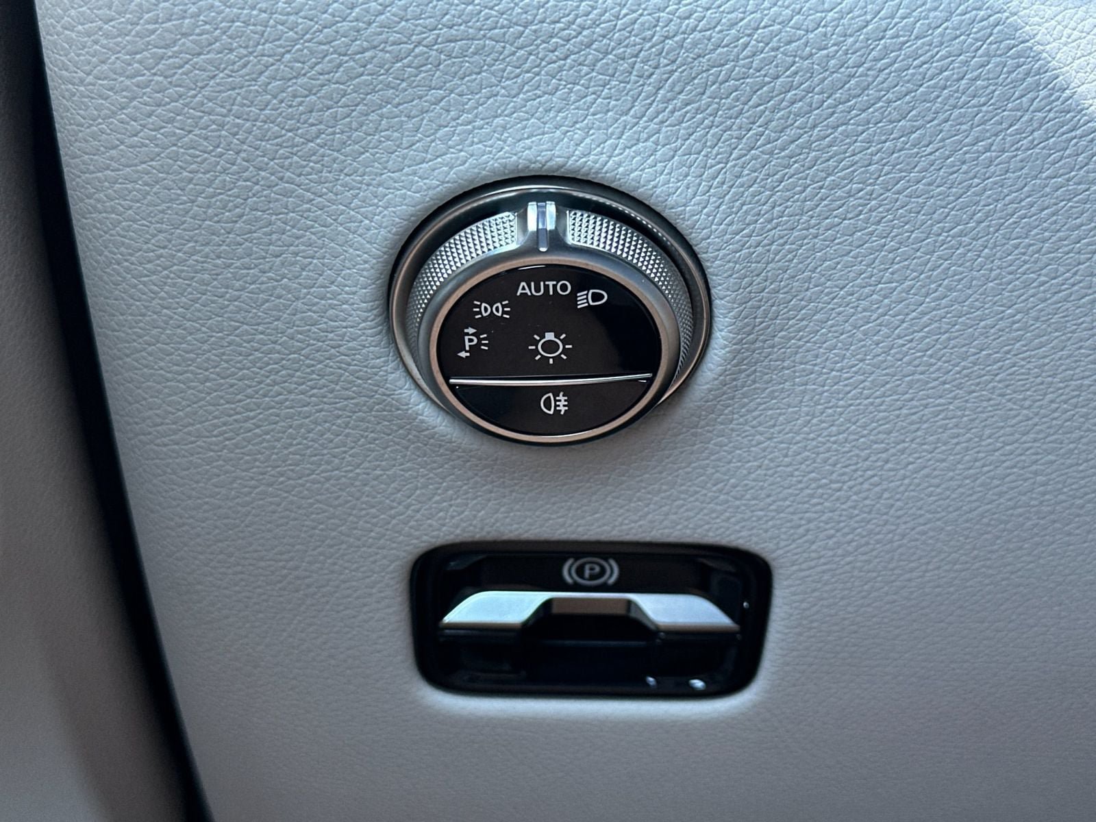 Certified 2026 Mercedes-Benz GLC 300 4MATIC image 31