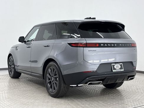New 2025 Land Rover Range Rover Sport image 3