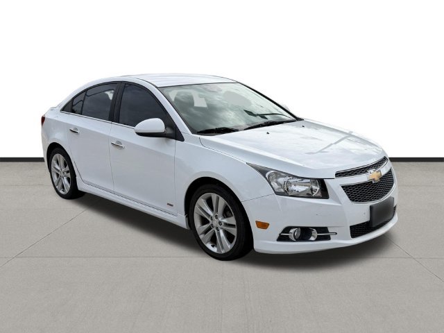 Used 2013 Chevrolet Cruze LTZ w/ RS Package FWD image 3