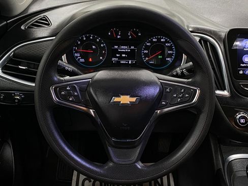 Used 2021 Chevrolet Malibu LT image 14