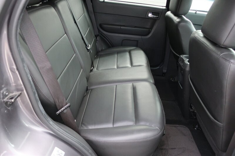 Used 2010 Ford Escape Limited FWD image 27