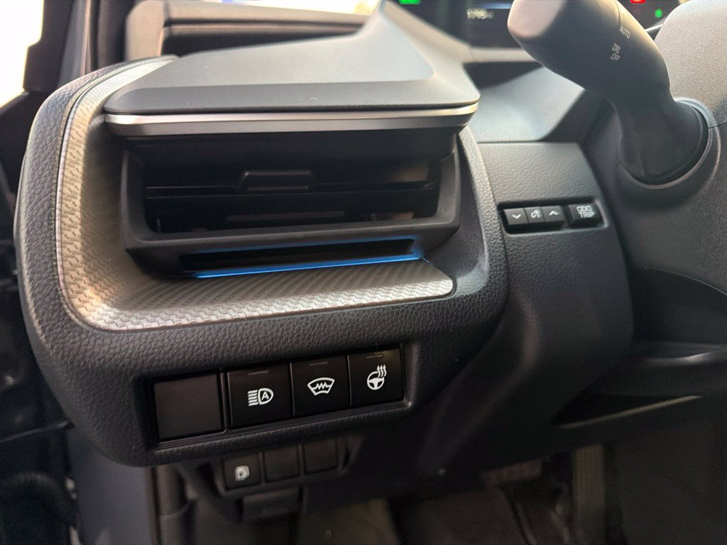Certified 2026 Toyota Prius XLE FWD image 20