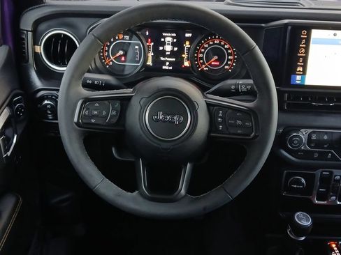 Used 2026 Jeep Gladiator Sport AWD/4WD image 21