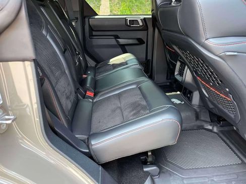 Used 2025 Ford Bronco Raptor AWD/4WD image 23