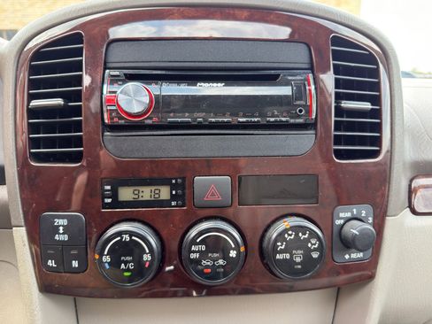 Used 2004 Suzuki XL7 4WD image 13