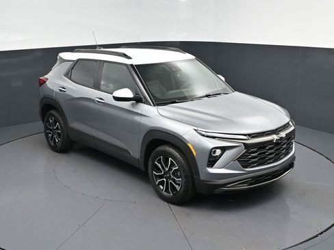 New 2026 Chevrolet TrailBlazer ACTIV image 1
