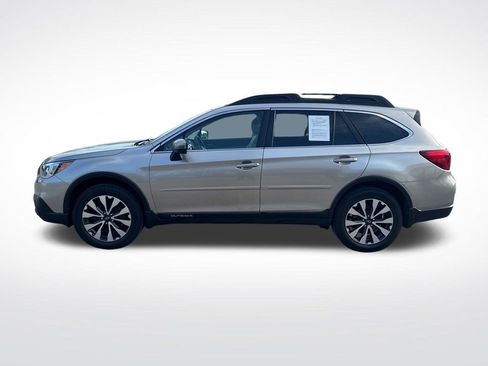 Used 2016 Subaru Outback 2.5i Limited AWD/4WD image 2