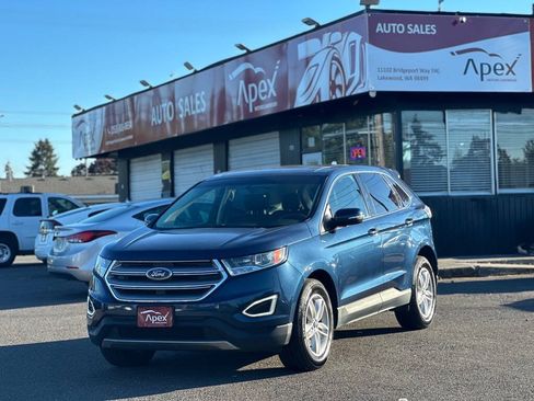 Used 2017 Ford Edge SEL w/ Equipment Group 201A AWD/4WD image 2