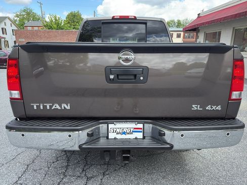 Used 2015 Nissan Titan SL w/ SL Moonroof Package AWD/4WD image 4