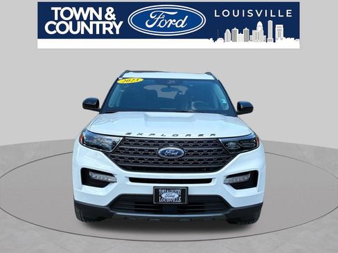Used 2023 Ford Explorer XLT w/ Equipment Group 202A RWD image 23
