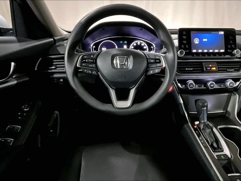 Used 2019 Honda Accord LX image 6