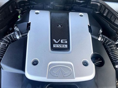 Used 2013 INFINITI M37 w/ Premium Pkg RWD image 30