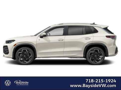 New 2026 Volkswagen Tiguan SEL R-Line AWD/4WD image 4